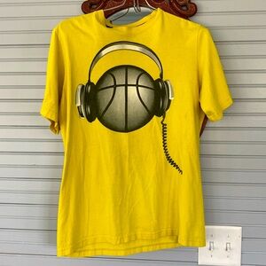 Nike boys XL TG TShirt